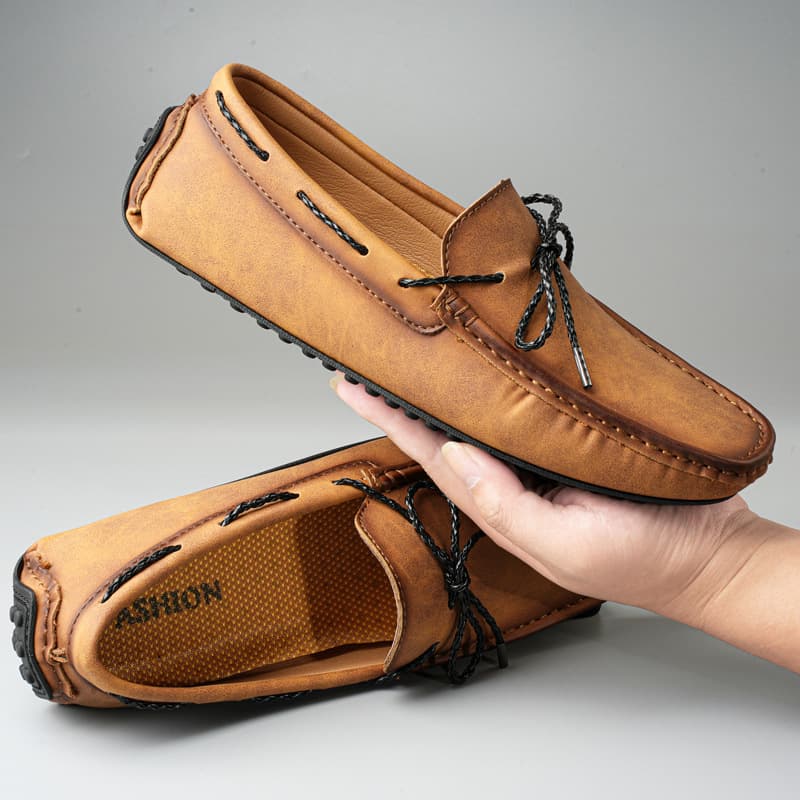 ドライビングシューズ 至福の足取りモカシンローファー