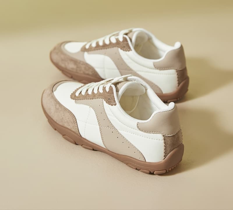 ドライビングシューズ レーシング 軽快リズムドライビングスニーカー