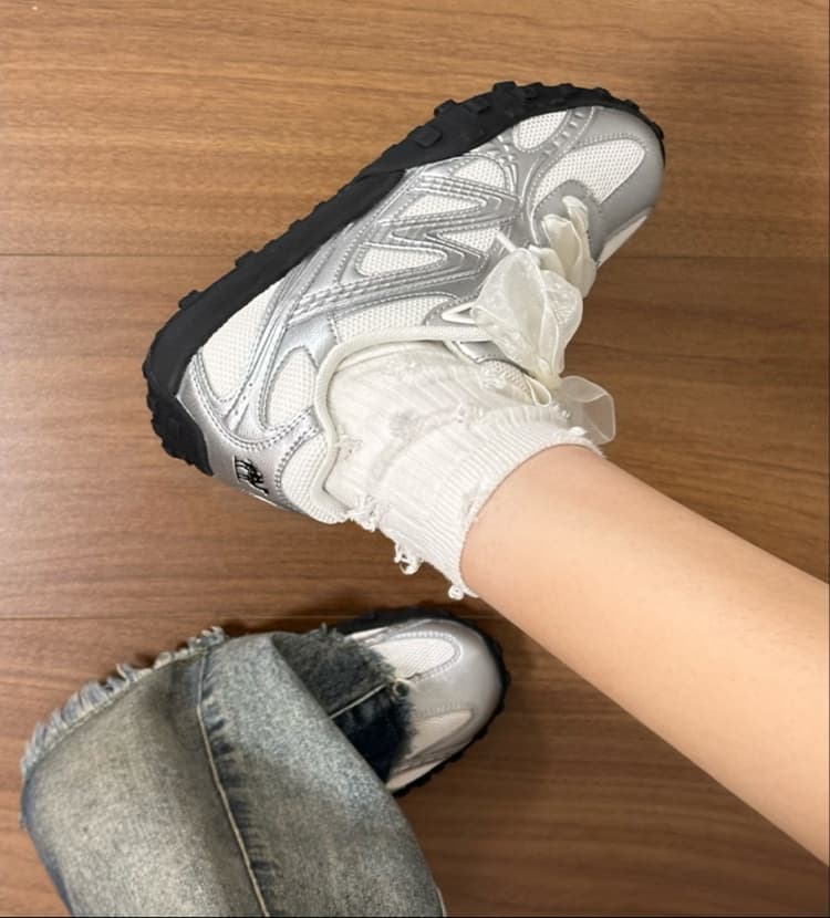 ドライビングシューズ レーシング メッシュ通気性軽量シューズ