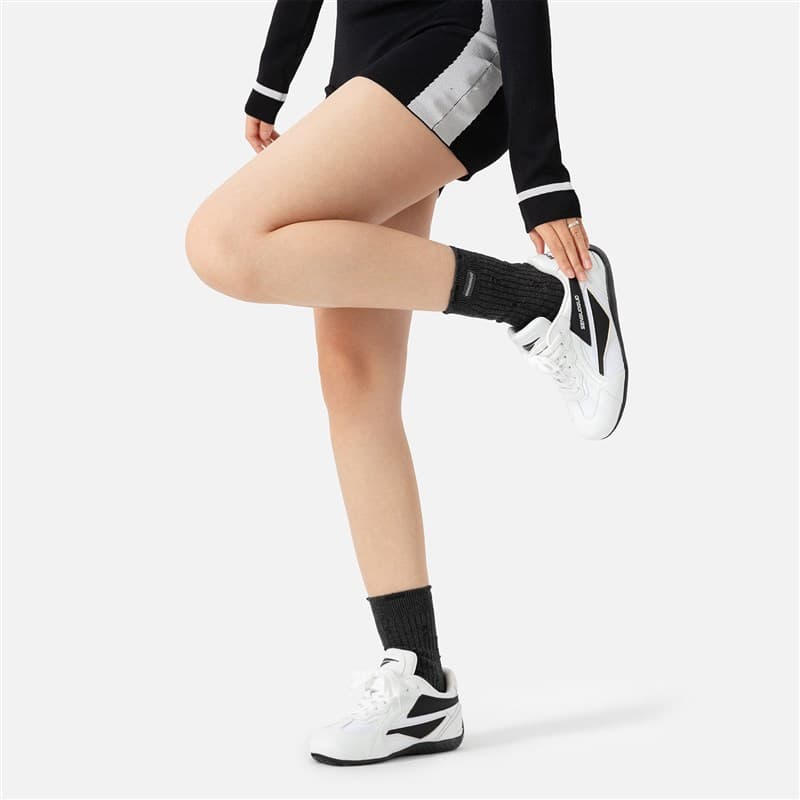 ドライビングシューズ レーシング スポーティ走行靴